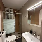 Loutra Apartamento *